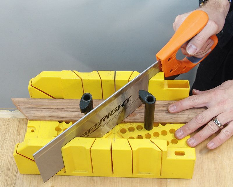 Step 1: Cut The Frame Edges