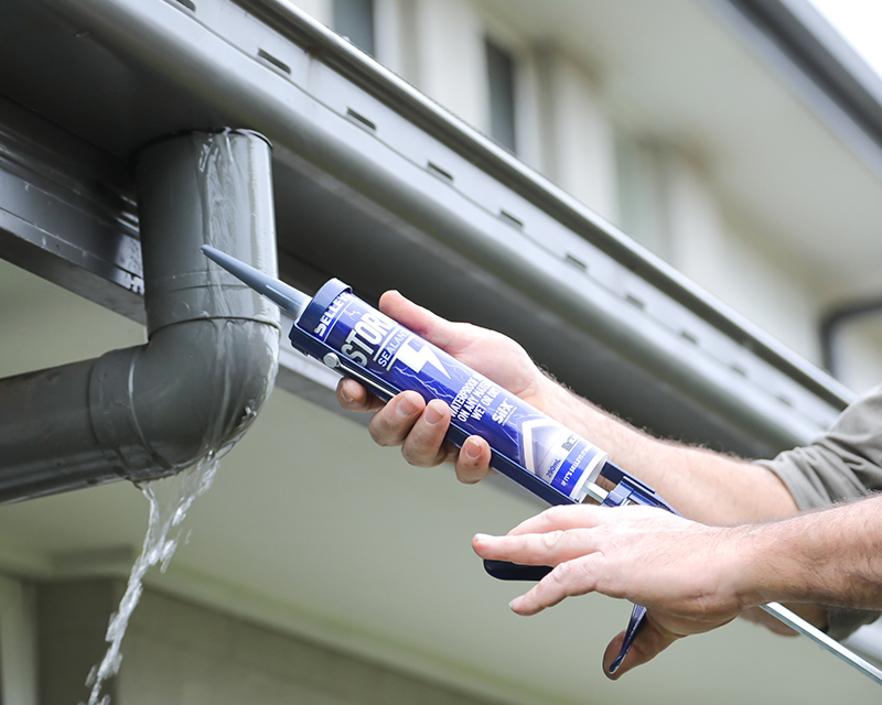 How To Seal Leaking Gutter