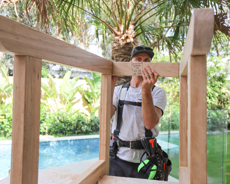 Step 3: Measure and cut rails for the top and bottom